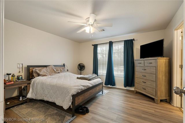 518 N 17th Street, Van Buren, AR 72956