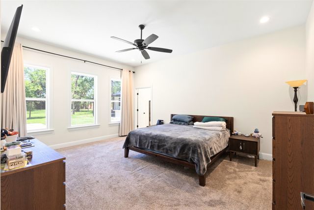 904 Taylor Branch, Springtown, TX 76082