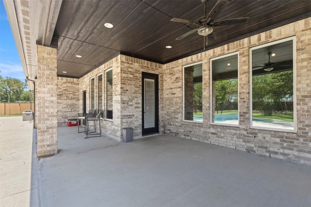 904 Taylor Branch, Springtown, TX 76082