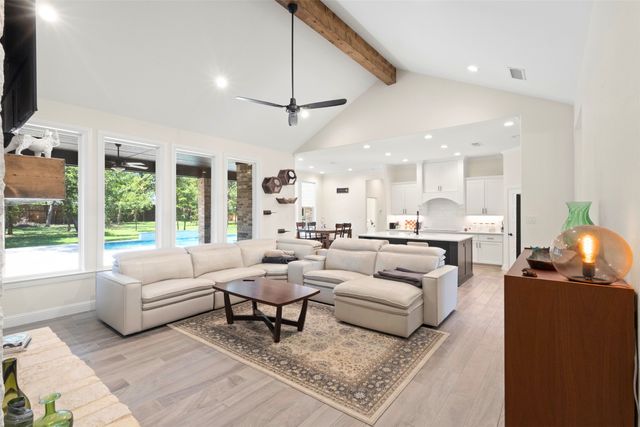 904 Taylor Branch, Springtown, TX 76082