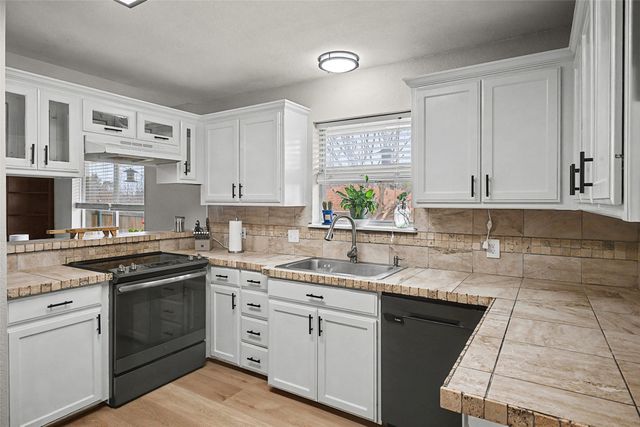 323 Sage Trail, Springtown, TX 76082