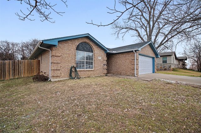 323 Sage Trail, Springtown, TX 76082