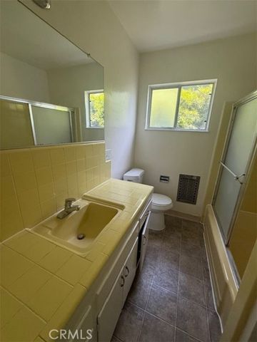 3204 E 2nd, Long Beach, CA 90803