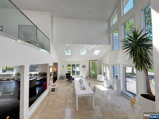81 Greenwoods Road, Old Tappan, NJ 07675