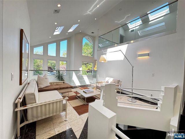81 Greenwoods Road, Old Tappan, NJ 07675