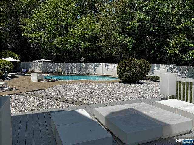 81 Greenwoods Road, Old Tappan, NJ 07675