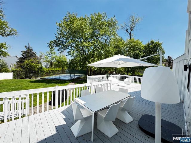 81 Greenwoods Road, Old Tappan, NJ 07675