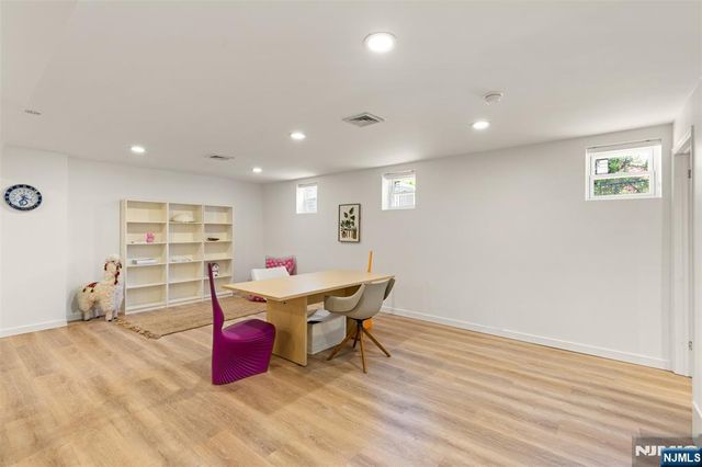 81 Greenwoods Road, Old Tappan, NJ 07675
