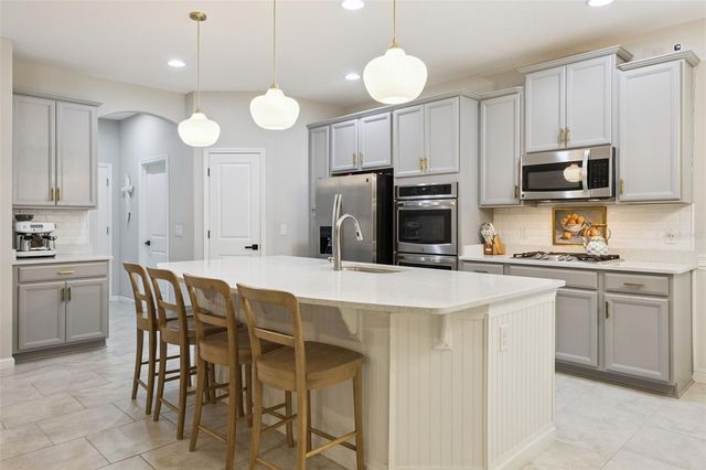 2532 CAVENDER CREEK ROAD, Minneola, FL 34715