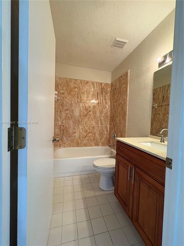 2083 SW 87th Ter 0, Miramar, FL 33025