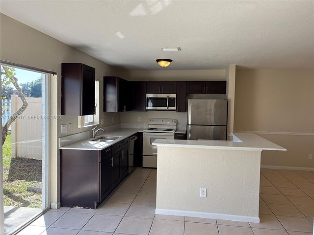 2083 SW 87th Ter 0, Miramar, FL 33025