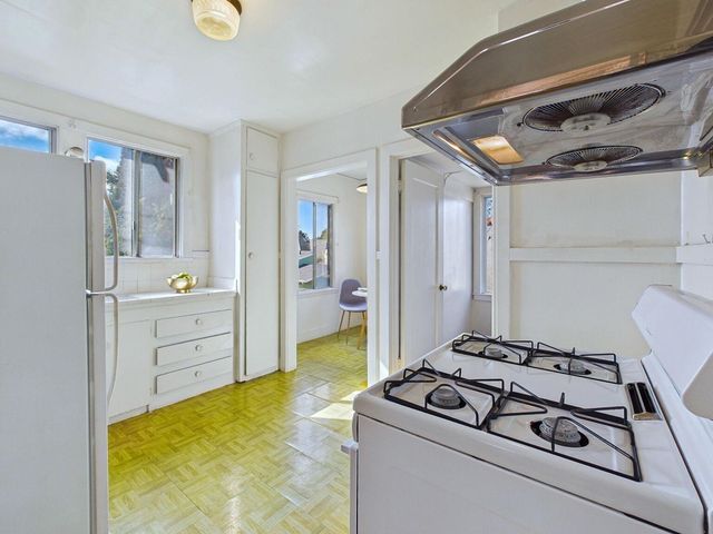 1066 1066 Peralta Ave, Albany, CA 94706