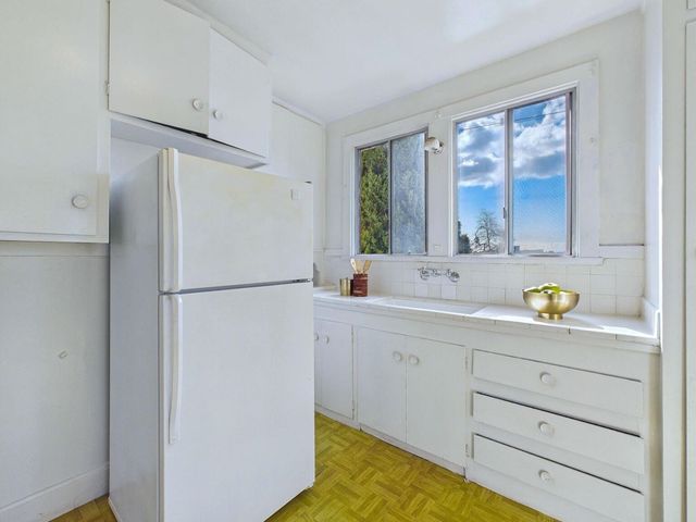 1066 1066 Peralta Ave, Albany, CA 94706