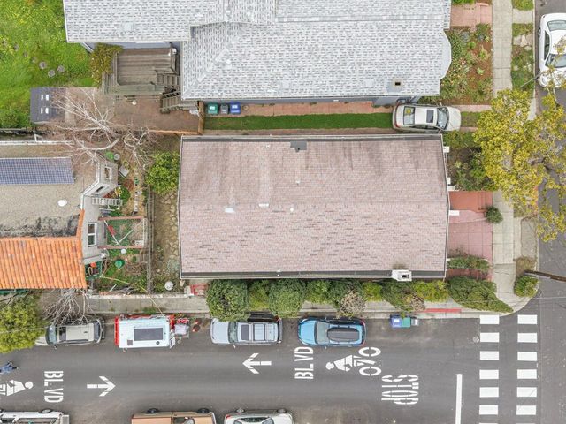 1066 1066 Peralta Ave, Albany, CA 94706