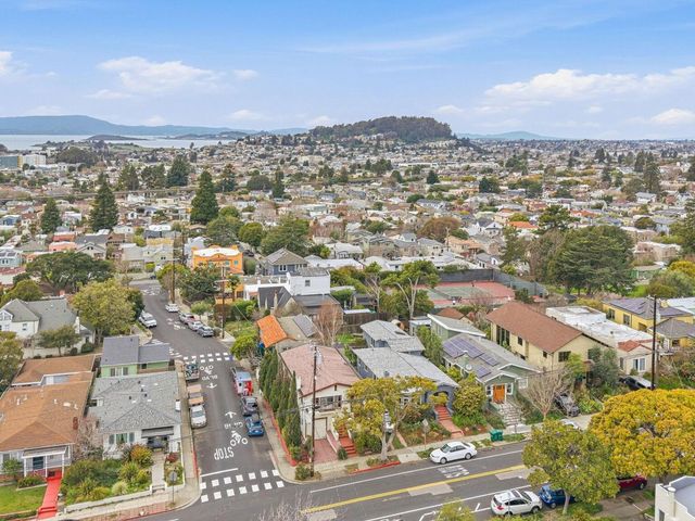 1066 1066 Peralta Ave, Albany, CA 94706