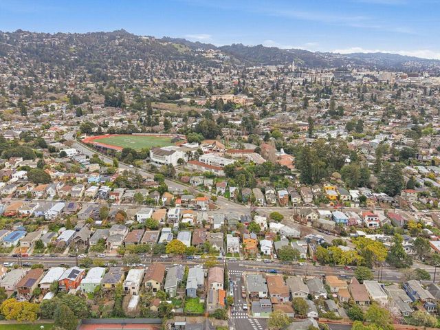 1066 1066 Peralta Ave, Albany, CA 94706