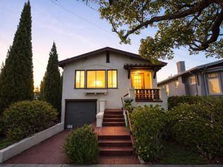 1066 1066 Peralta Ave, Albany, CA 94706