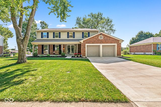 8223 Picadilly Lane, Indianapolis, IN 46256