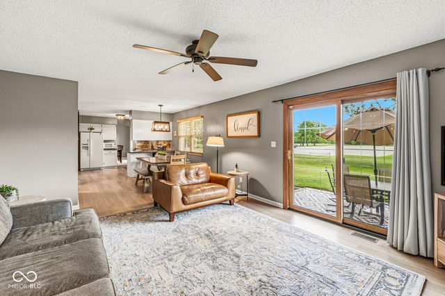 8223 Picadilly Lane, Indianapolis, IN 46256