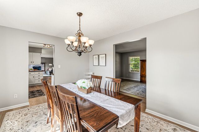 8223 Picadilly Lane, Indianapolis, IN 46256