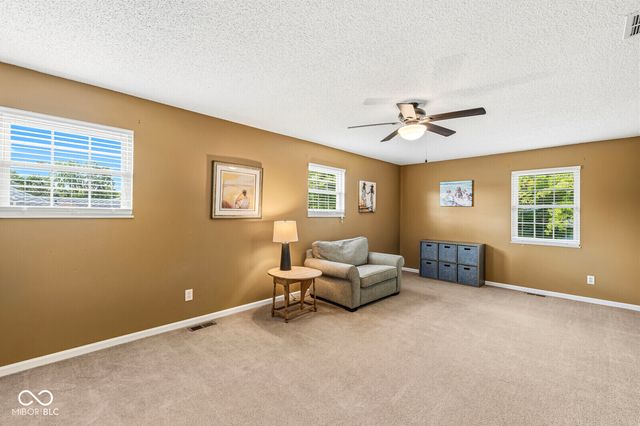 8223 Picadilly Lane, Indianapolis, IN 46256