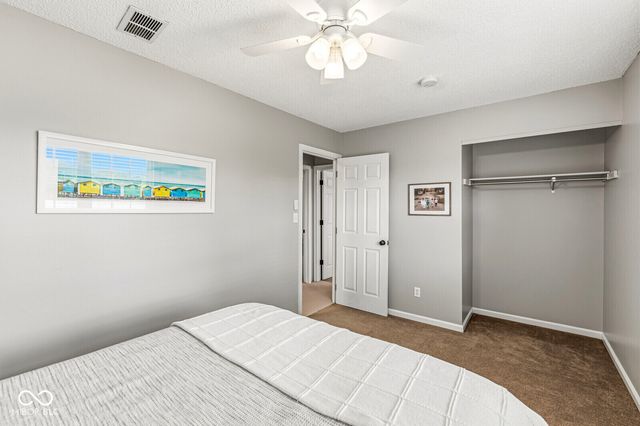 8223 Picadilly Lane, Indianapolis, IN 46256