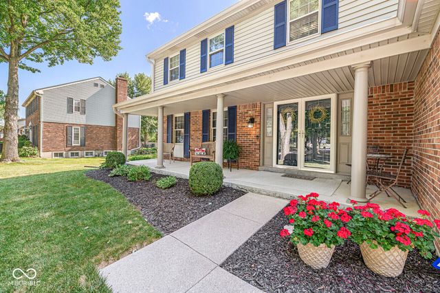 8223 Picadilly Lane, Indianapolis, IN 46256