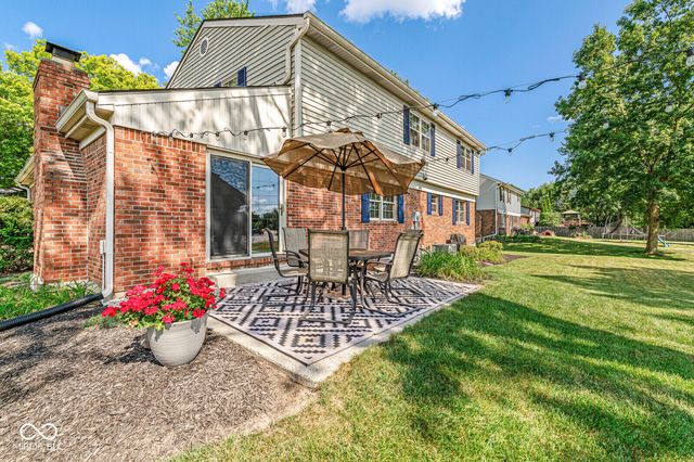 8223 Picadilly Lane, Indianapolis, IN 46256