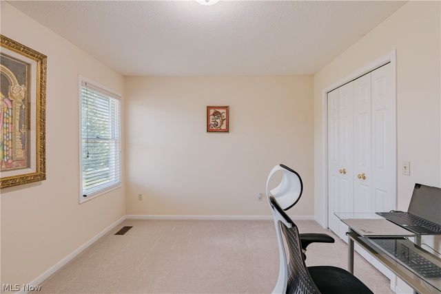 5163 Bayside Lake Boulevard, Stow, OH 44224