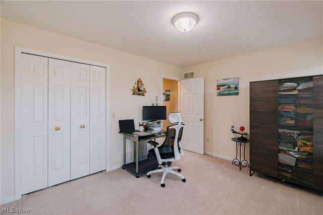 5163 Bayside Lake Boulevard, Stow, OH 44224