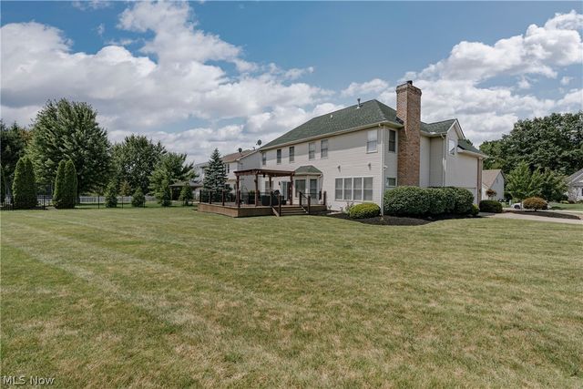 5163 Bayside Lake Boulevard, Stow, OH 44224