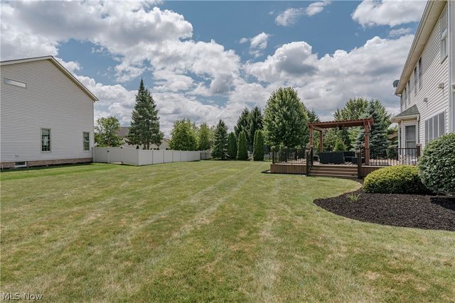 5163 Bayside Lake Boulevard, Stow, OH 44224