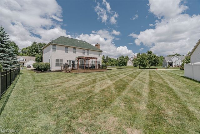 5163 Bayside Lake Boulevard, Stow, OH 44224