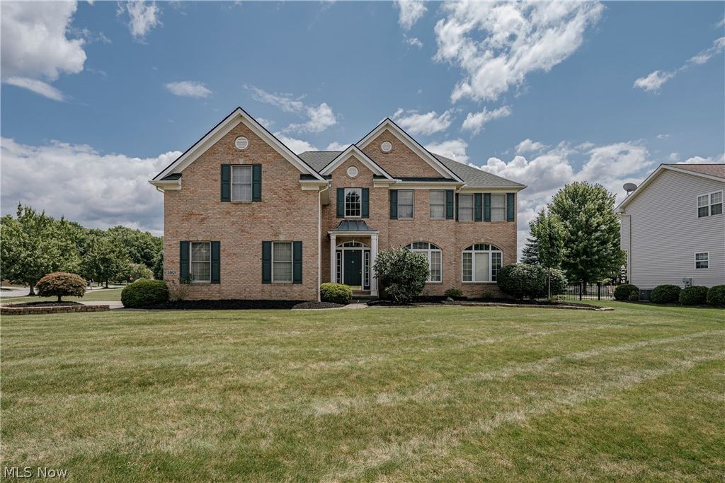 5163 Bayside Lake Boulevard, Stow, OH 44224