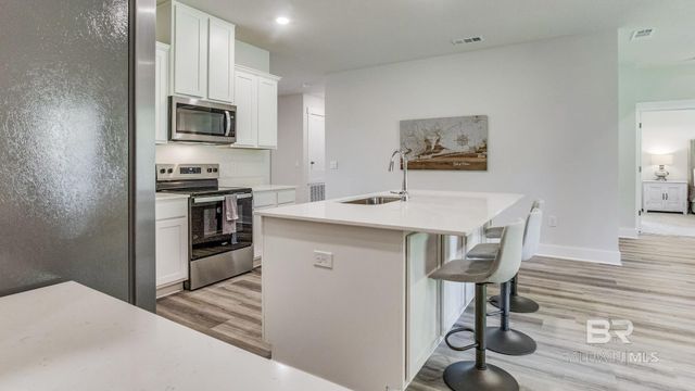 21172 Teluga Avenue, Fairhope, AL 36532