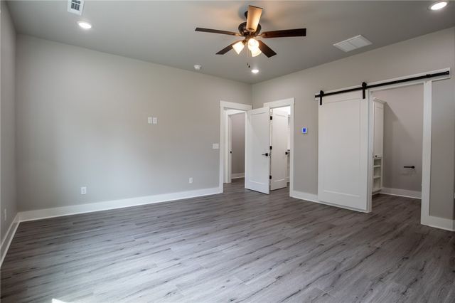 24 Cheddar Circle, Bella Vista, AR 72715