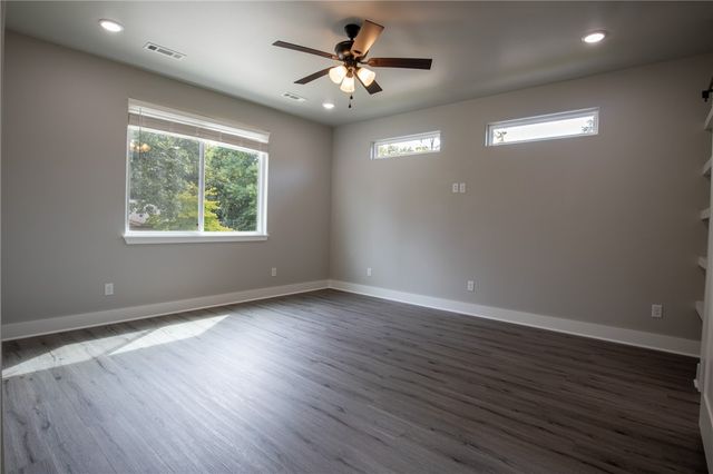 24 Cheddar Circle, Bella Vista, AR 72715