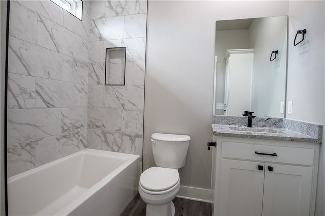 24 Cheddar Circle, Bella Vista, AR 72715