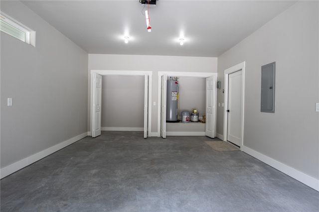 24 Cheddar Circle, Bella Vista, AR 72715