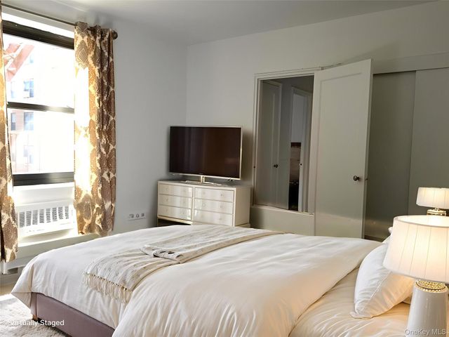 91-10 32nd Avenue E306, East Elmhurst, NY 11369