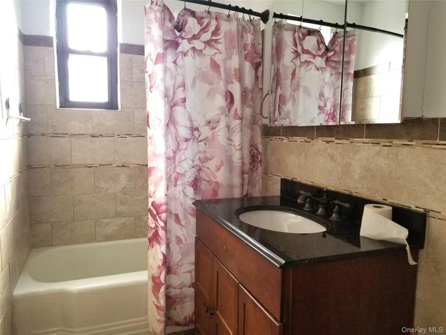 91-10 32nd Avenue E306, East Elmhurst, NY 11369