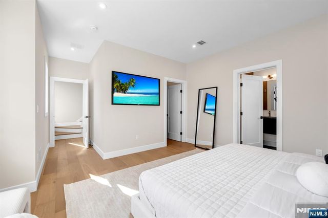 96 W Main Street, Ramsey, NJ 07446