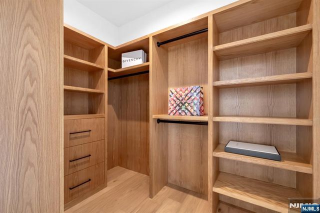 96 W Main Street, Ramsey, NJ 07446