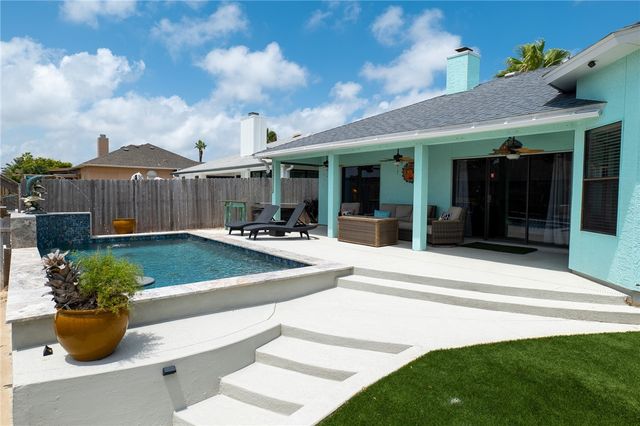 13849 Doubloon St, Corpus Christi, TX 78418