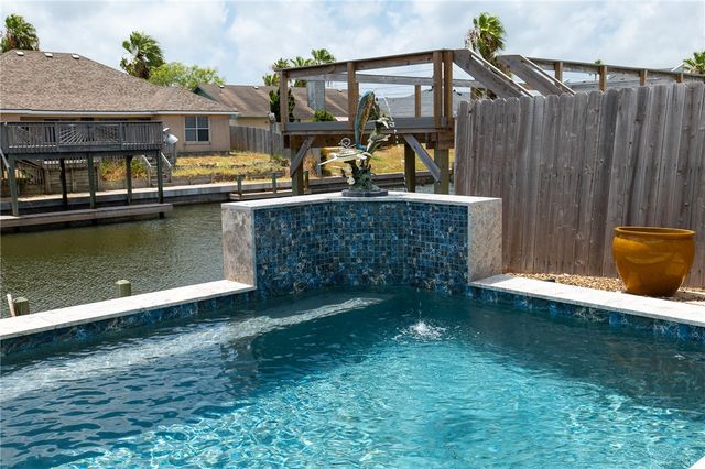 13849 Doubloon St, Corpus Christi, TX 78418