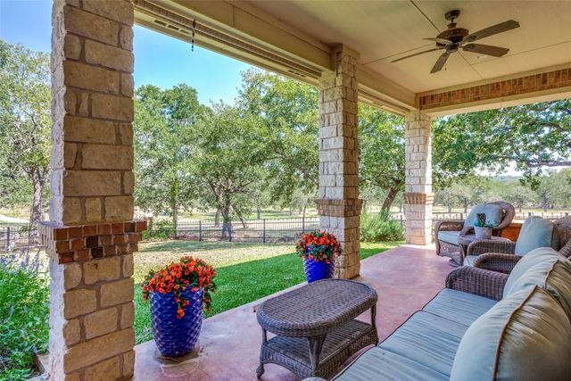 221 Hart Court, Runaway Bay, TX 76426