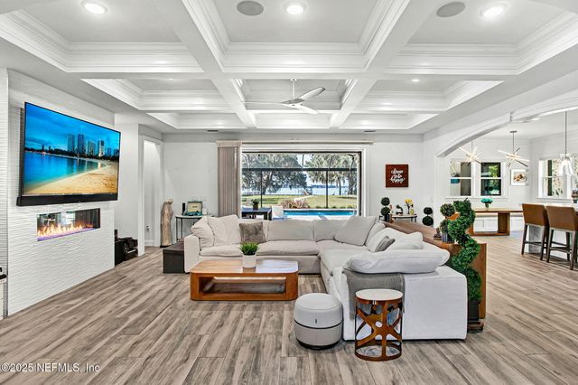 13224 MANDARIN Road, Jacksonville, FL 32223