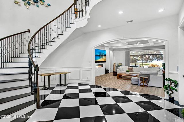 13224 MANDARIN Road, Jacksonville, FL 32223