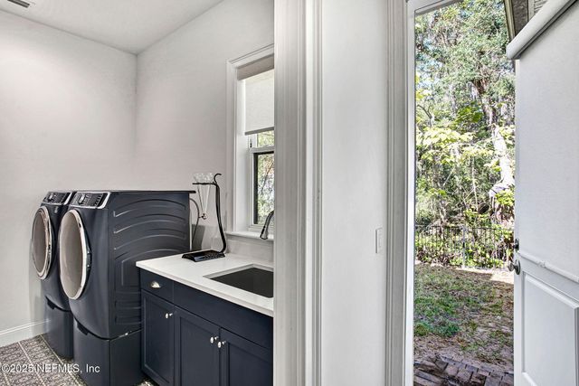 13224 MANDARIN Road, Jacksonville, FL 32223