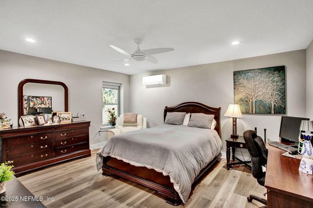 13224 MANDARIN Road, Jacksonville, FL 32223